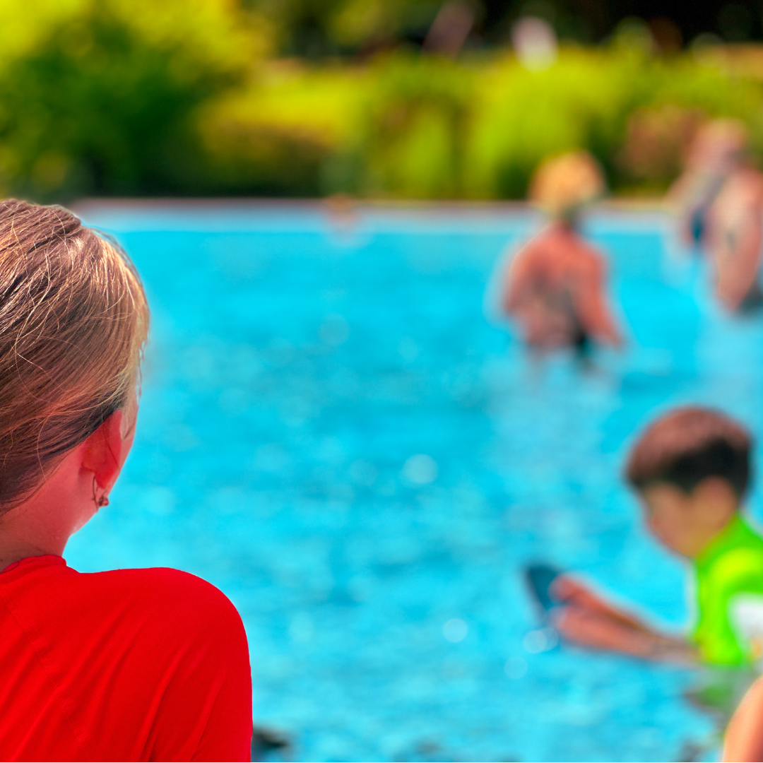 Schwimmen lernen: Die größten Fehler und wie du sie vermeidest